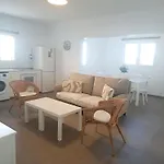 House * アリナガ